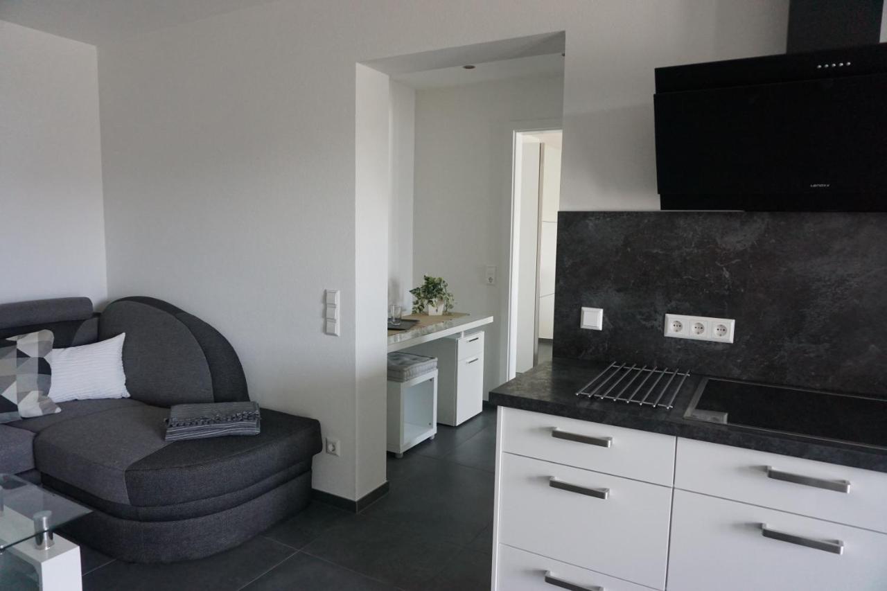 Ferienwohnung Schauinsland Нойенбург Екстериор снимка