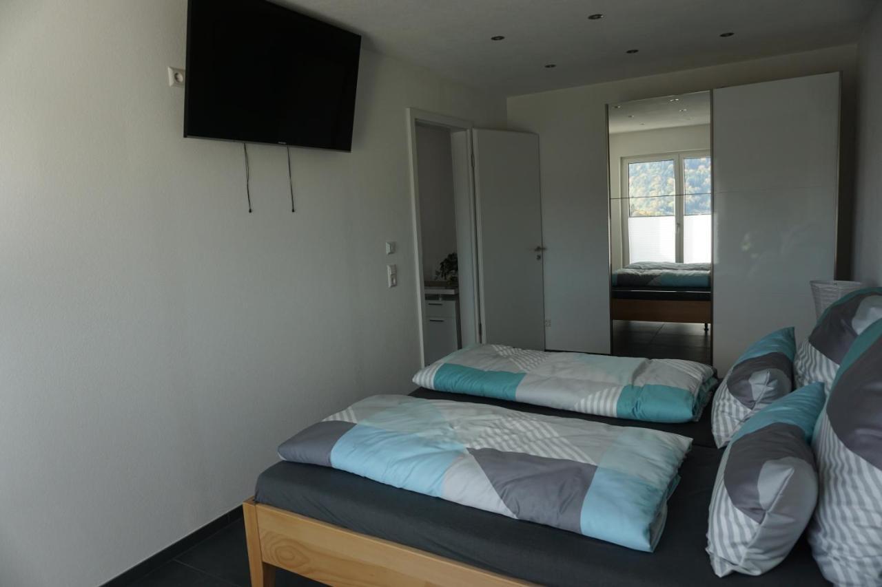 Ferienwohnung Schauinsland Нойенбург Екстериор снимка